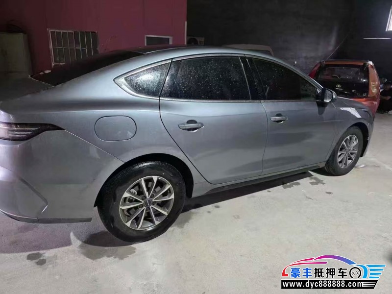 24年比亚迪驱逐舰轿车抵押车出售