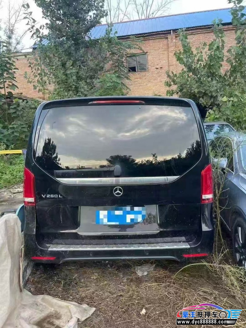 22年奔驰V轿车抵押车出售