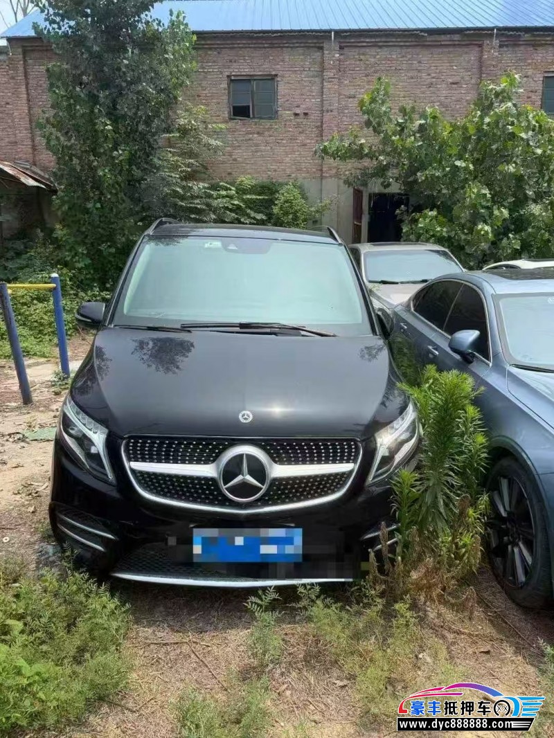 22年奔驰V轿车抵押车出售