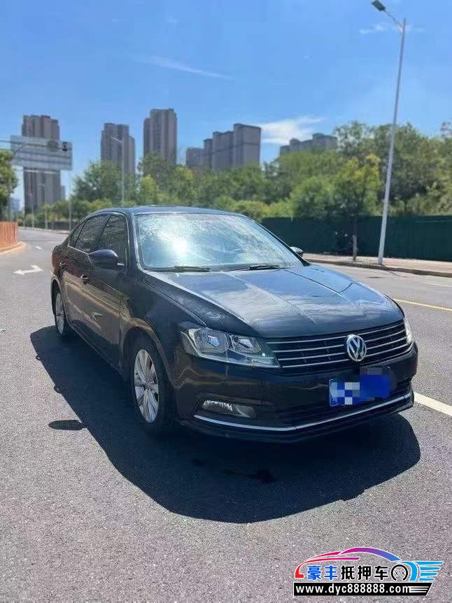 17年大众朗逸轿车抵押车出售