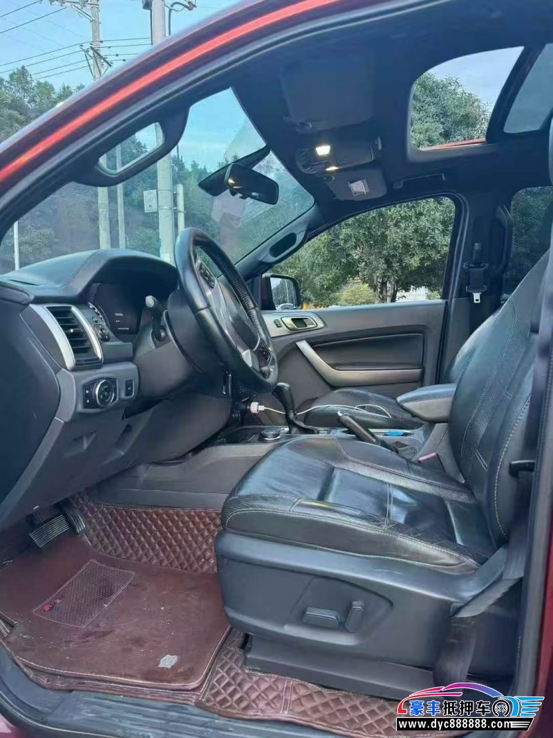 18年福特撼路者轿车抵押车出售