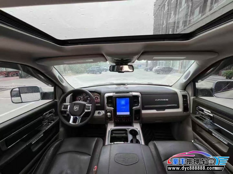 17年道奇公羊皮卡抵押车出售