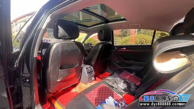 18年大众迈腾轿车抵押车出售