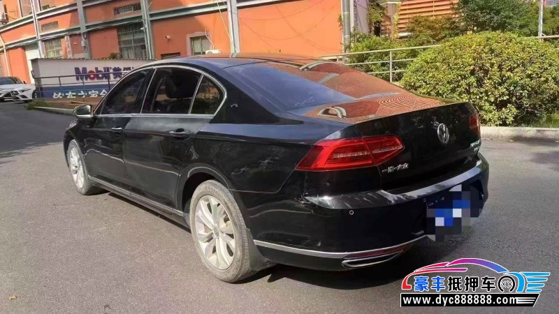 18年大众迈腾轿车抵押车出售