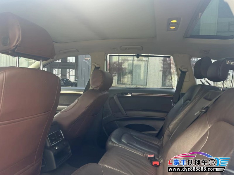 11年奥迪Q7轿车抵押车出售