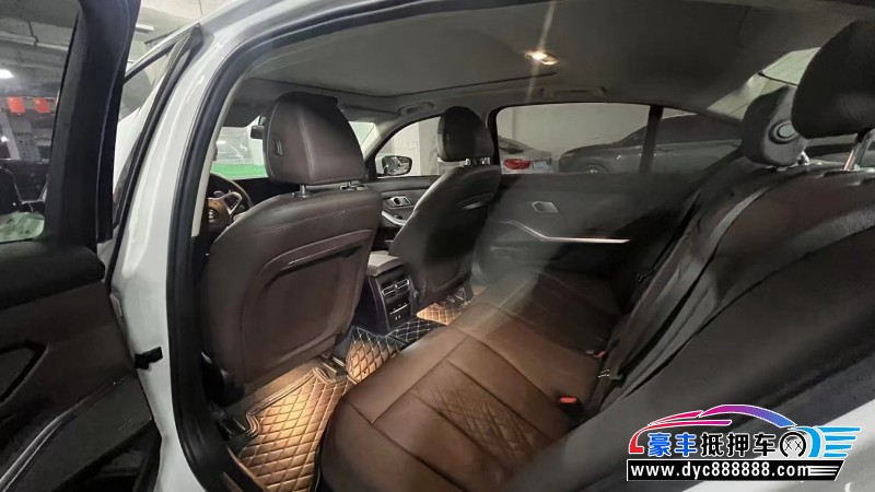 23年宝马3系轿车抵押车出售