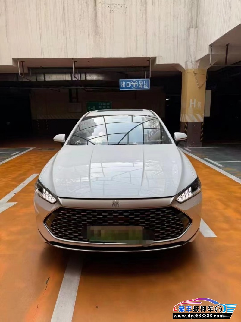 25年比亚迪秦轿车抵押车出售