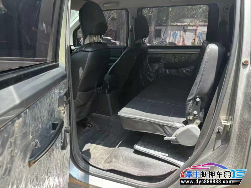 21年五菱汽车五菱宏光轿车抵押车出售