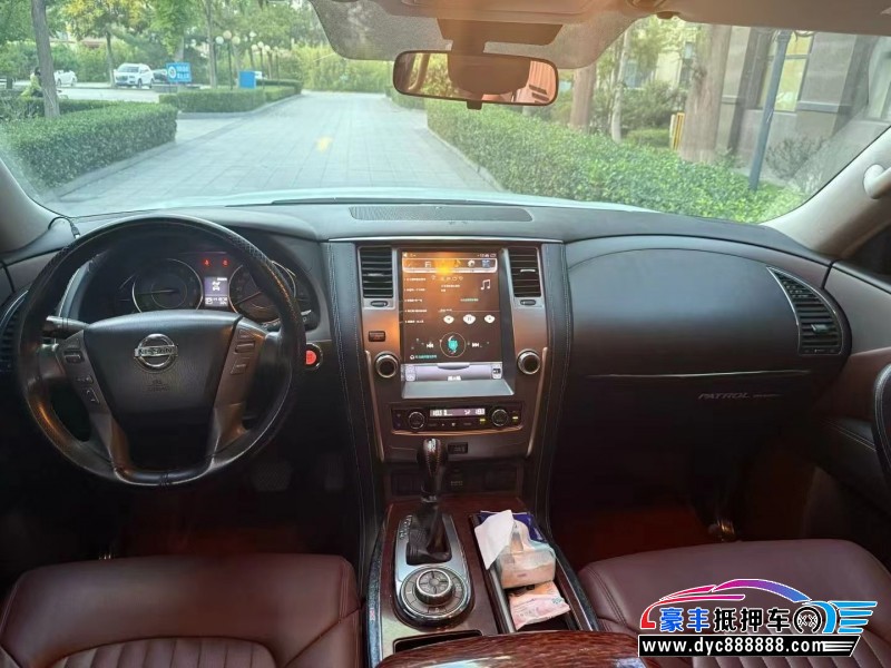 18年日产途乐轿车抵押车出售