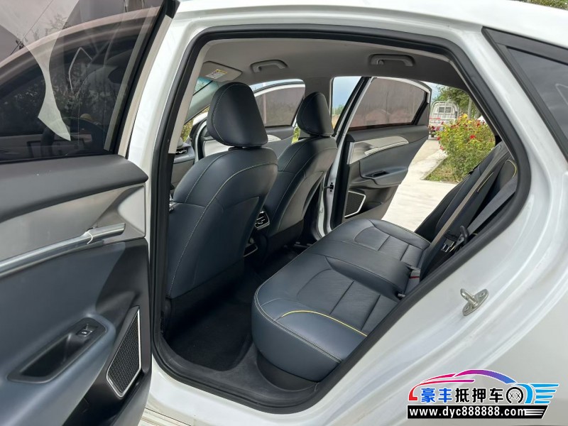 24年吉利几何轿车抵押车出售