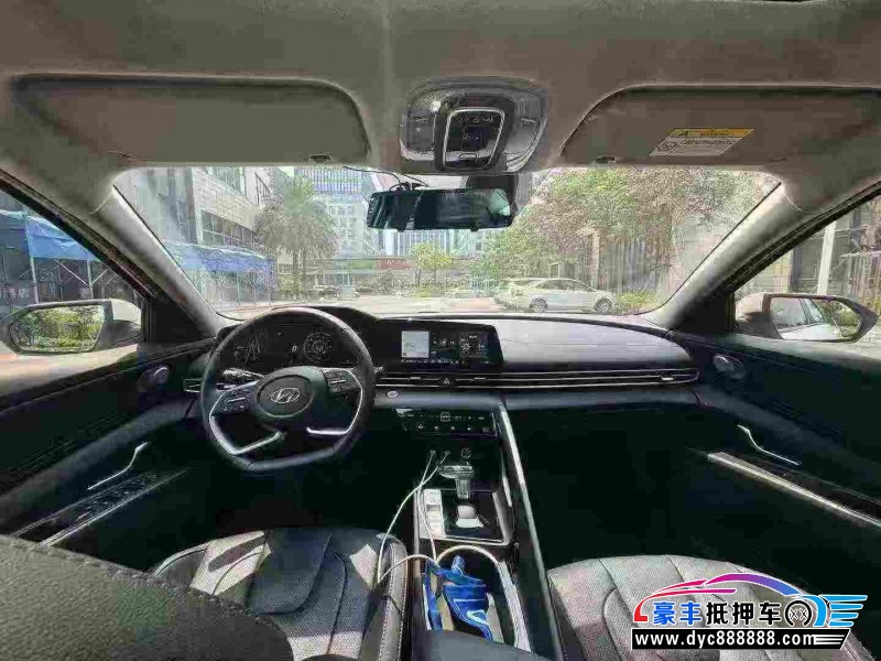 23年现代伊兰特轿车抵押车出售