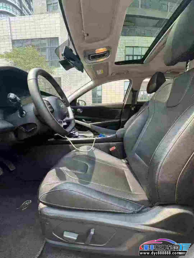 23年现代伊兰特轿车抵押车出售