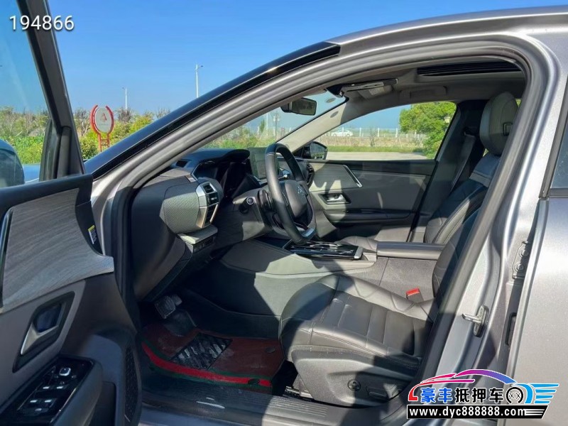 22年雪铁龙C5X轿车抵押车出售