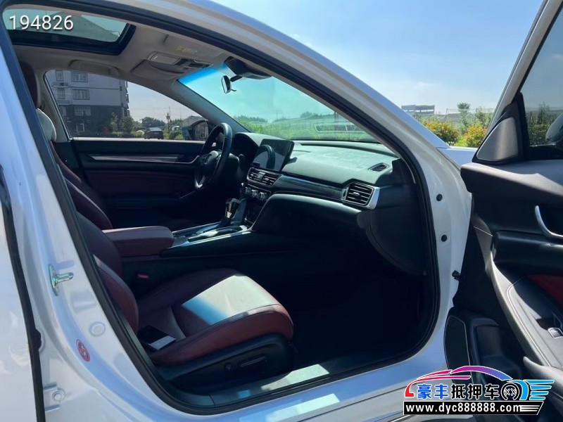 22年本田雅阁轿车抵押车出售