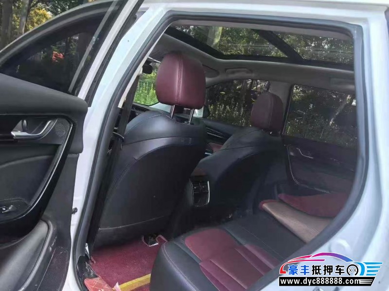 22年东风风神AX7轿车抵押车出售