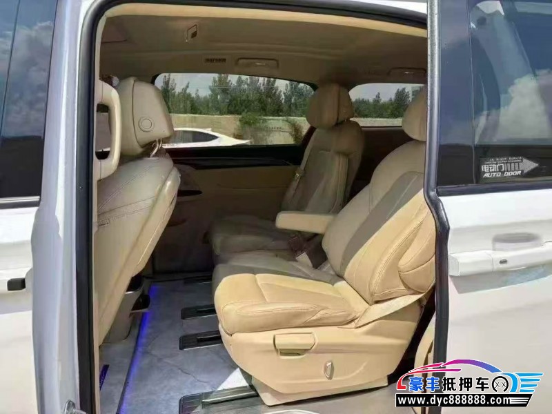 24年别克GL8轿车抵押车出售