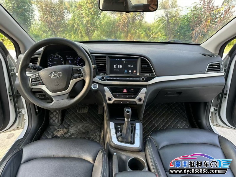 19年现代领动轿车抵押车出售