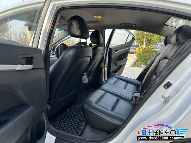 19年现代领动轿车抵押车出售