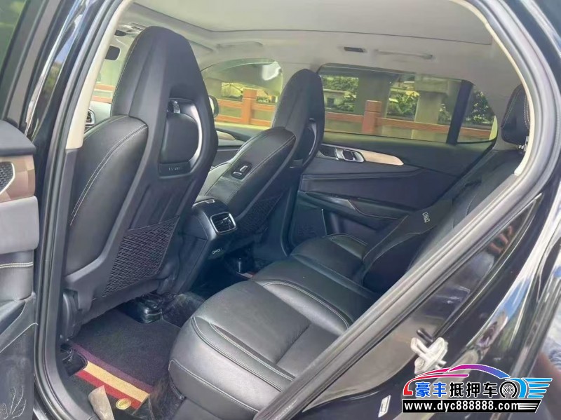 19年领克01轿车抵押车出售