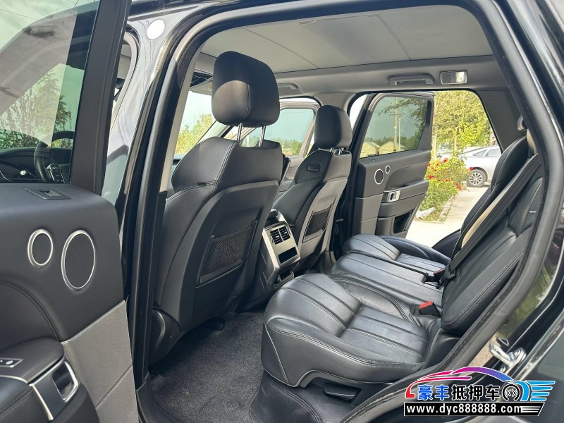 17年路虎揽胜运动轿车抵押车出售