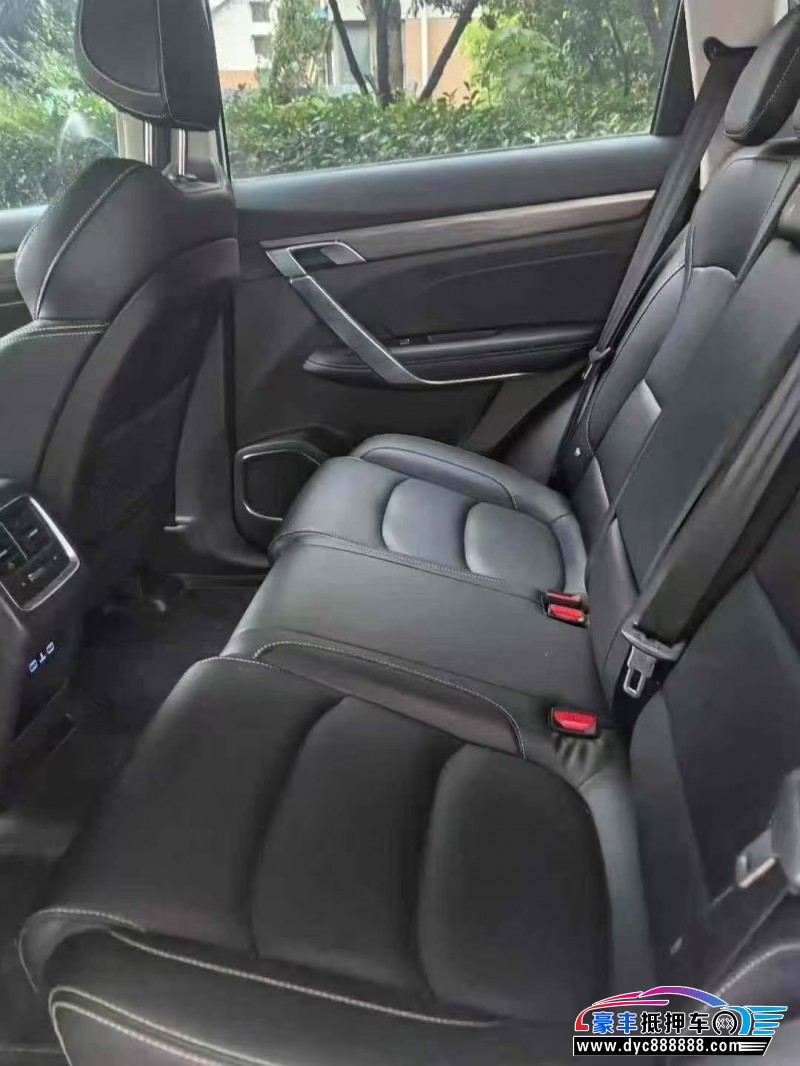 21年吉利博越轿车抵押车出售