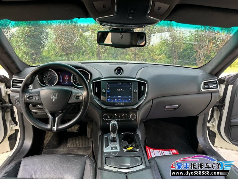 15年玛莎拉蒂Ghibli轿车抵押车出售