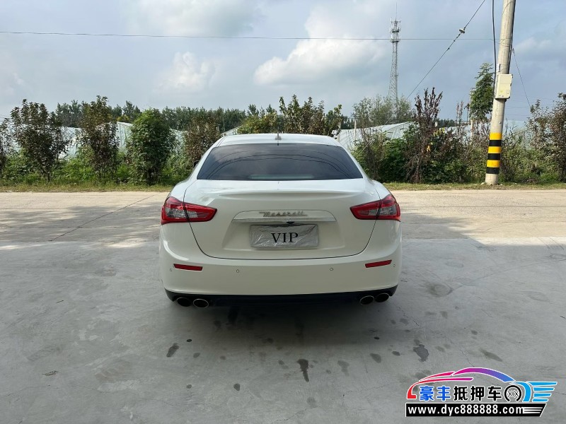 15年玛莎拉蒂Ghibli轿车抵押车出售