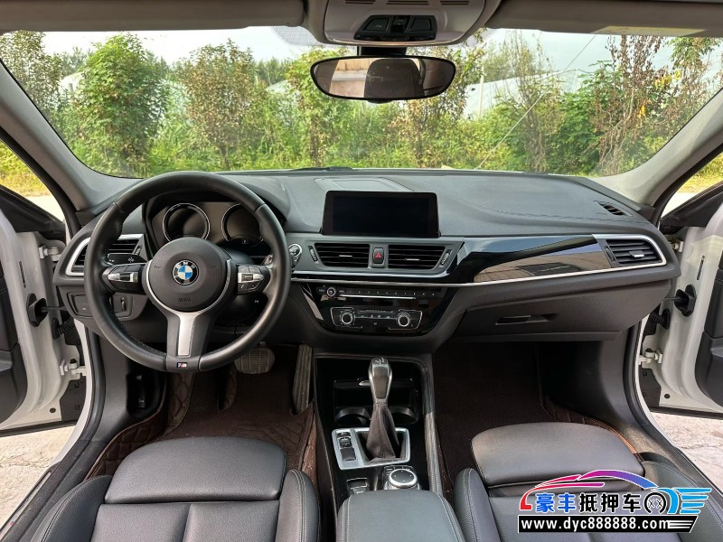 19年宝马1系轿车抵押车出售