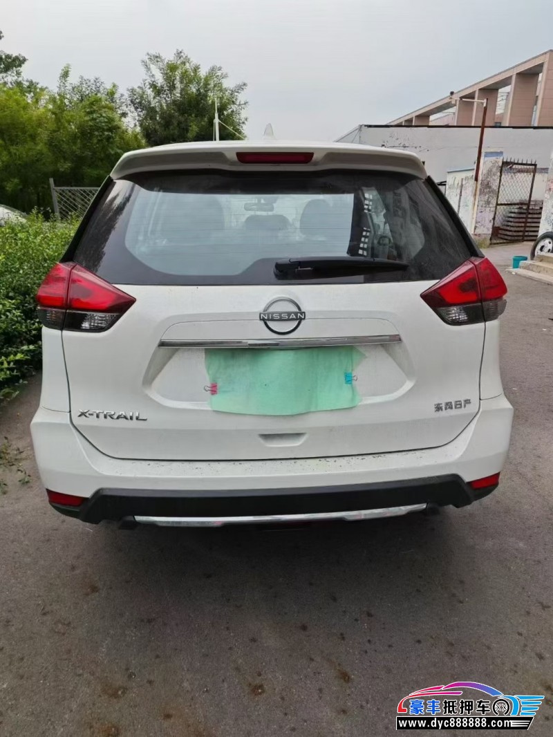 25年日产奇骏轿车抵押车出售