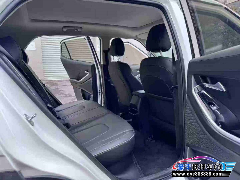 20年现代ix25轿车抵押车出售