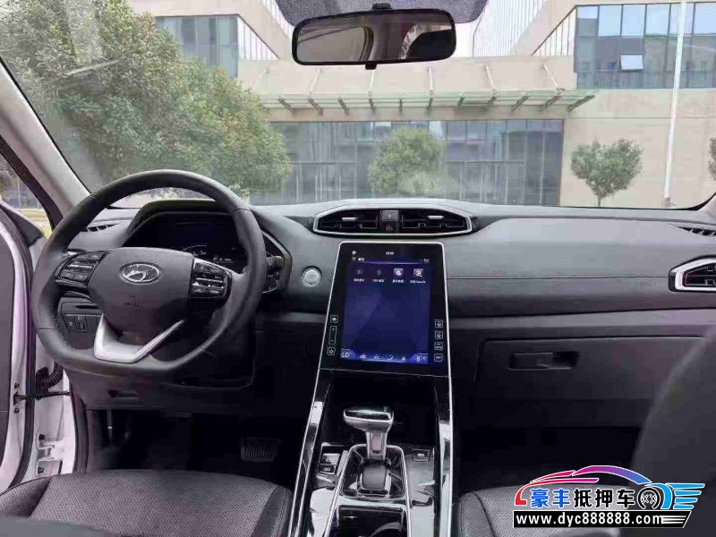 20年现代ix25轿车抵押车出售