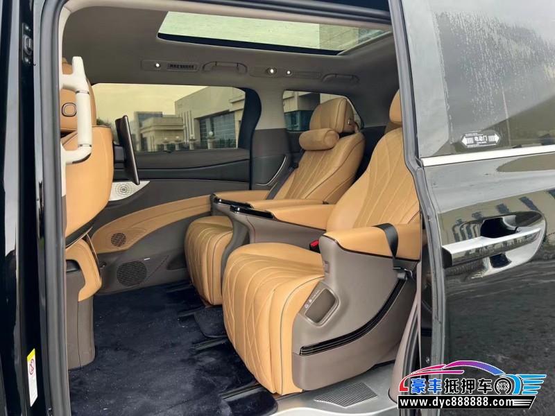 23年腾势D9轿车抵押车出售