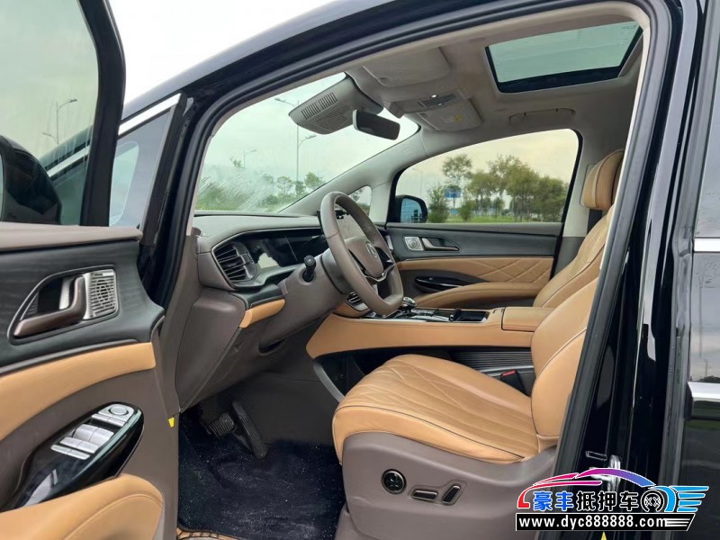 23年腾势D9轿车抵押车出售