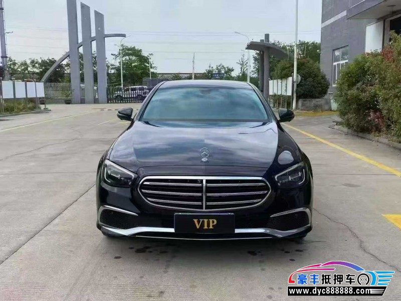 22年奔驰E轿车抵押车出售