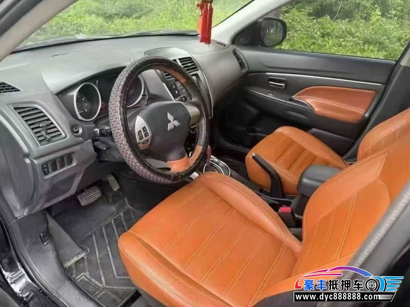 15年三菱劲炫轿车抵押车出售