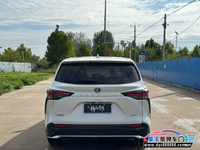 24年丰田格瑞维亚轿车抵押车出售