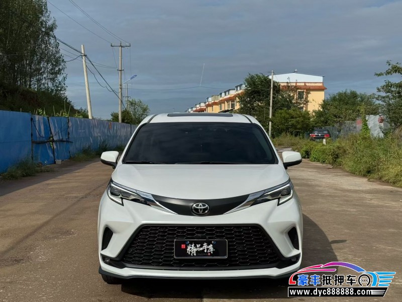 24年丰田格瑞维亚轿车抵押车出售