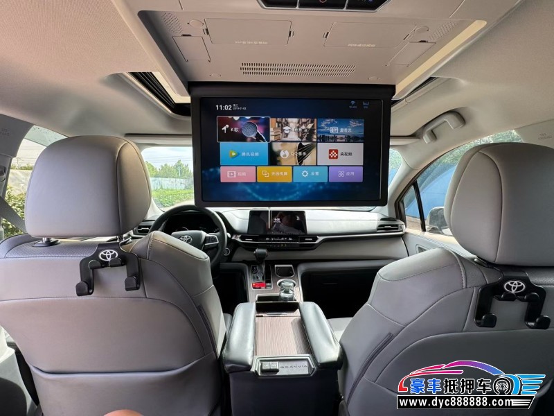 24年丰田格瑞维亚轿车抵押车出售