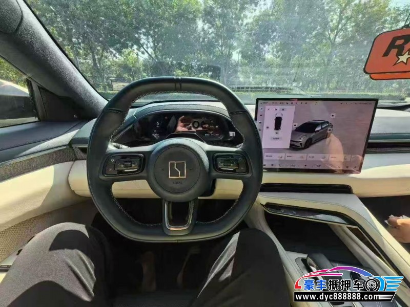 25年极氪001轿车抵押车出售