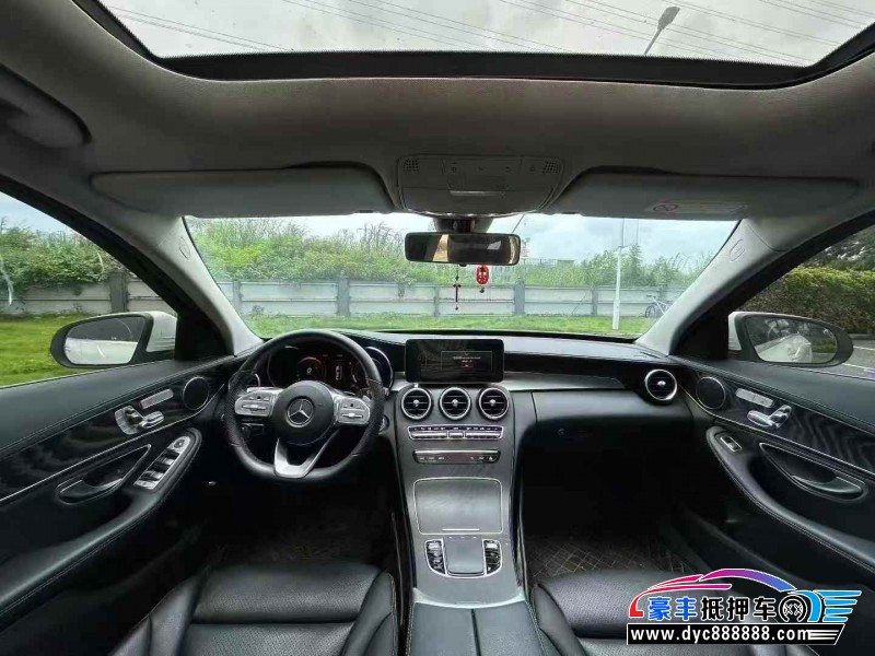 20年奔驰C轿车抵押车出售