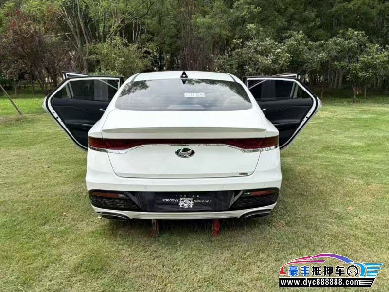 19年现代菲斯塔轿车抵押车出售