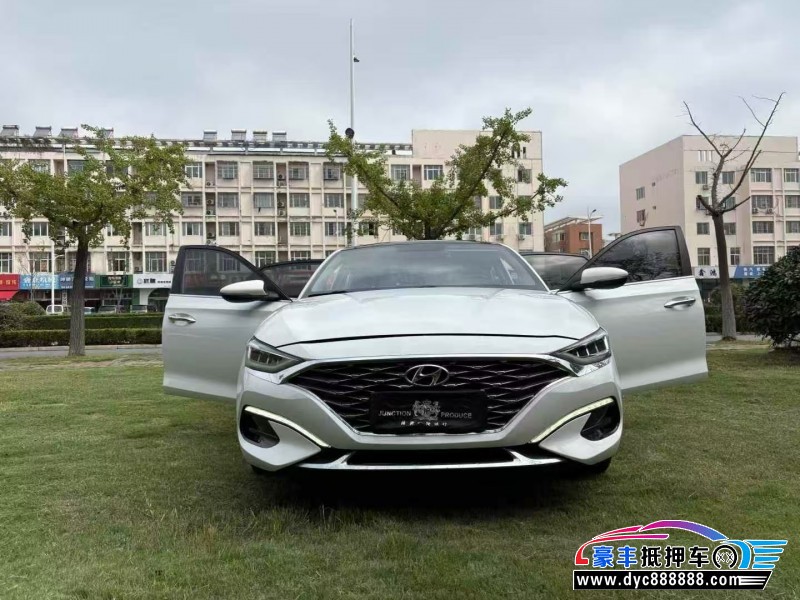 19年现代菲斯塔轿车抵押车出售