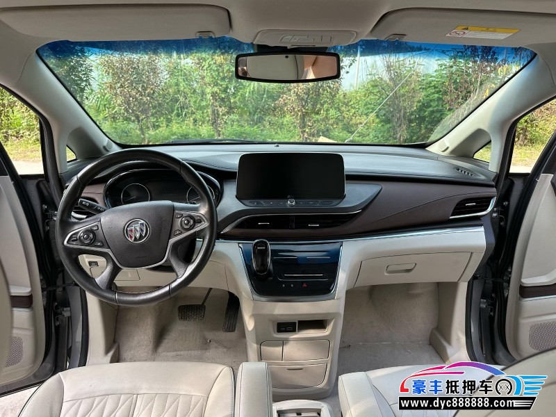 21年别克GL8轿车抵押车出售