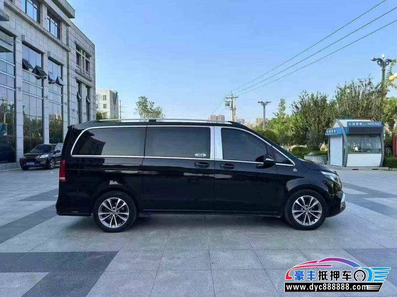 21年奔驰V轿车抵押车出售