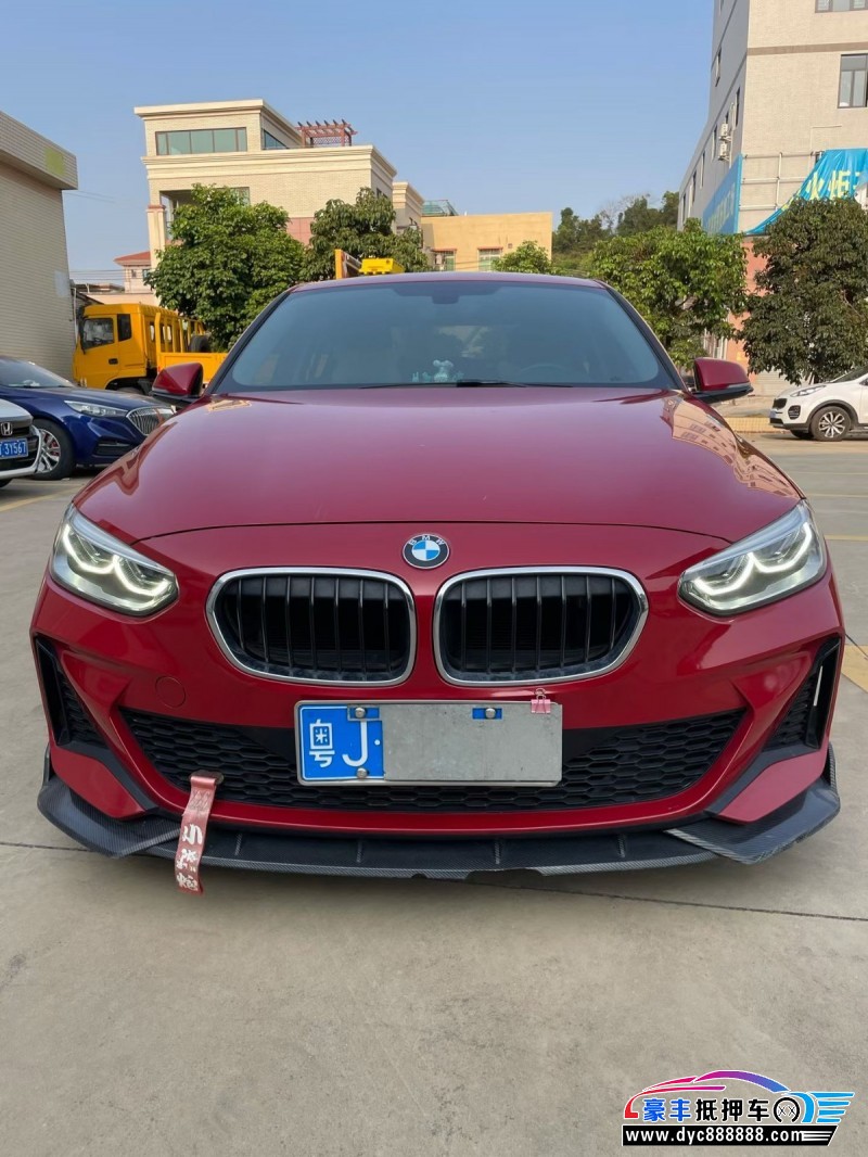 20年宝马1系轿车抵押车出售