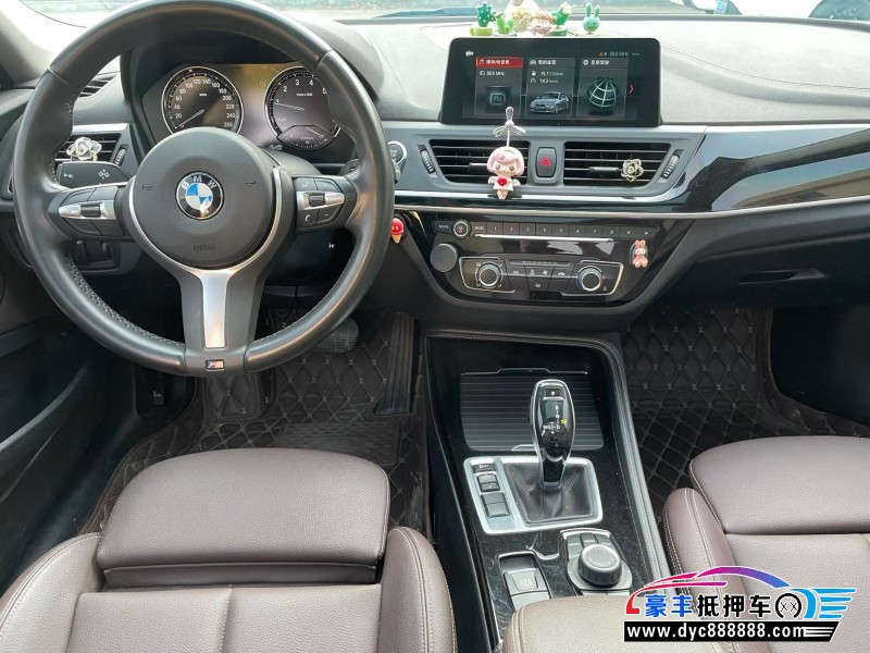 20年宝马1系轿车抵押车出售