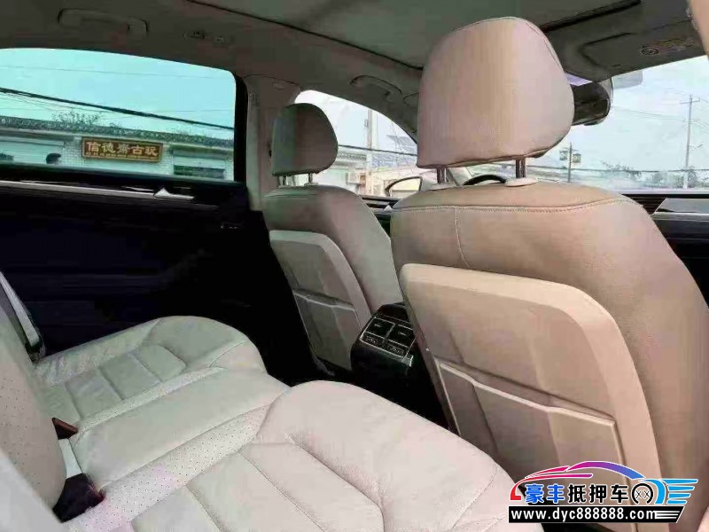 23年大众辉昂轿车抵押车出售