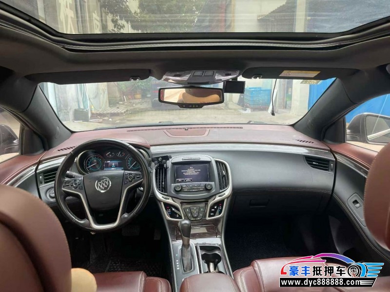 14年别克君越轿车抵押车出售