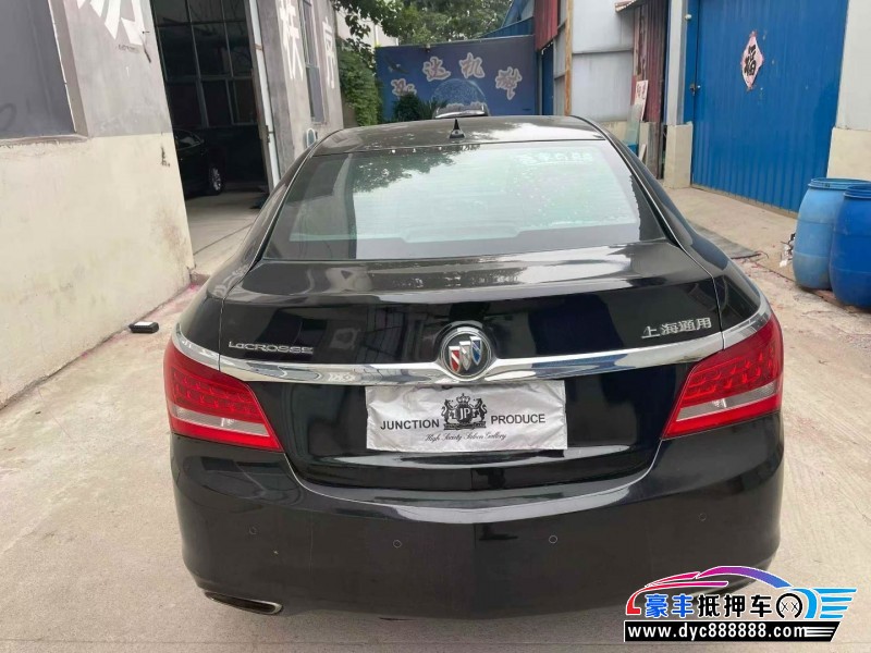 14年别克君越轿车抵押车出售