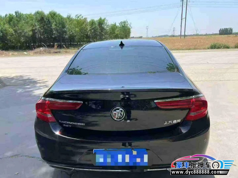 18年别克君越轿车抵押车出售